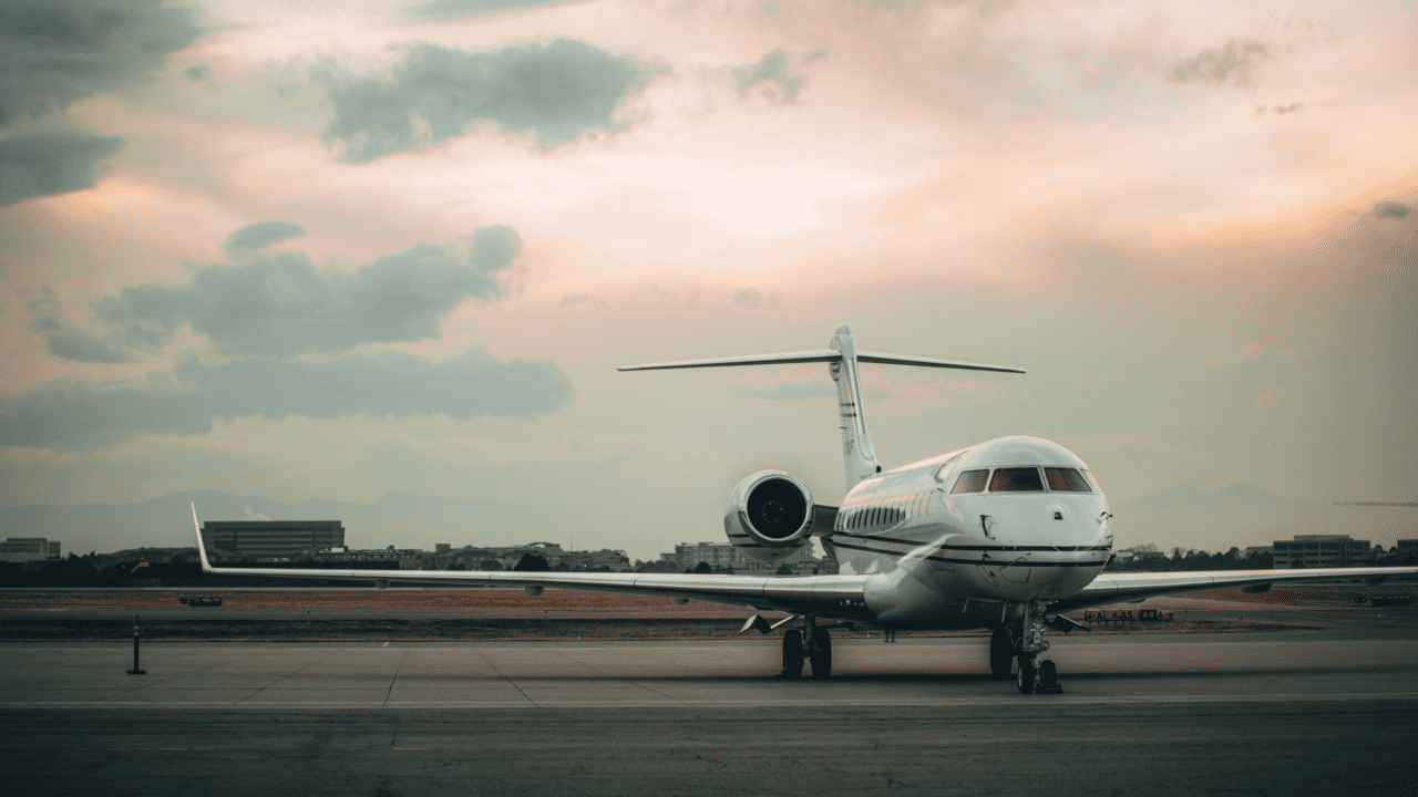 Everything You Need to Know About Flight Diversions JBS